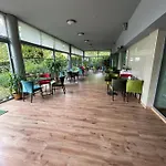 Terra Europe Brontes Hotel 4* Targovishte (Targovishte)