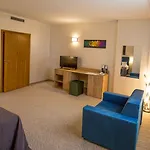 Terra Europe Brontes Hotel Targóvishte