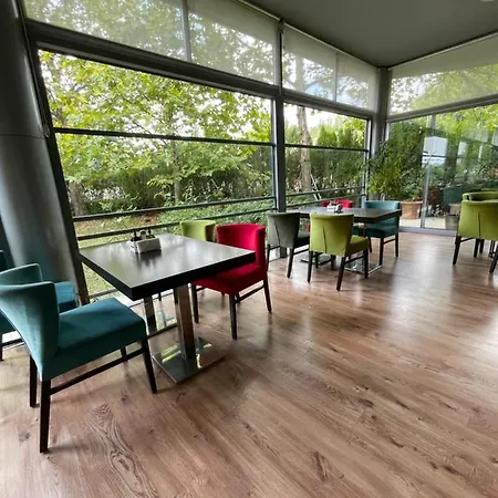 Terra Europe Brontes Hotel
