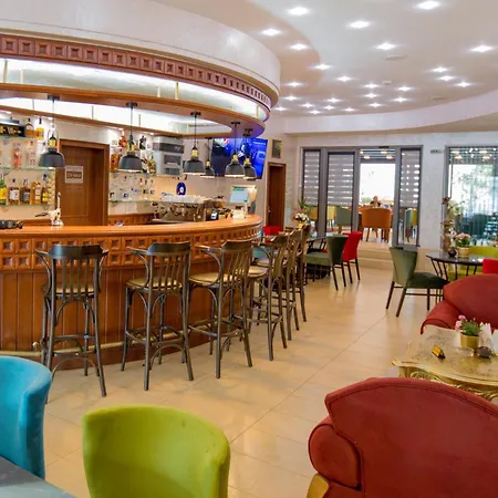 Hotel Terra Europe Brontes 4*