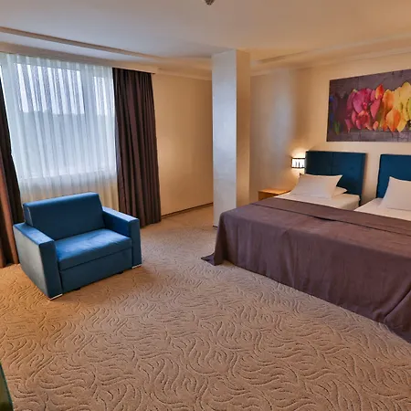 Hotel Terra Europe Brontes