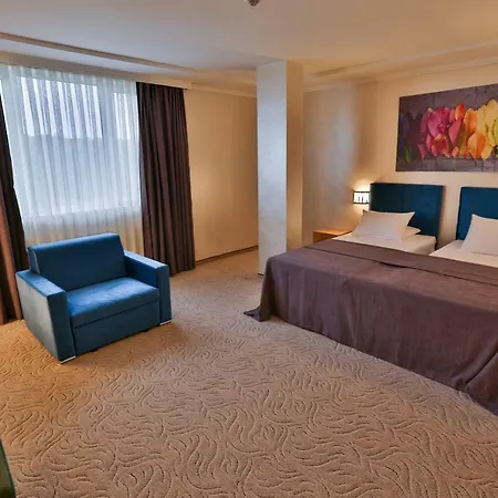 Terra Europe Brontes Hotel Targowischte